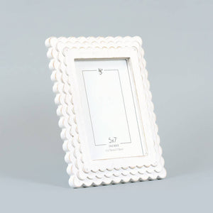 Scalloped White Photo Frame