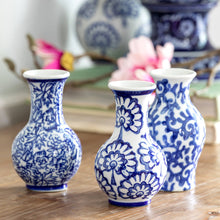 Load image into Gallery viewer, Porcelain Vine Petite Vase