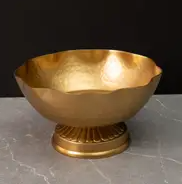 Gold Aluminum Hammered Curve Pedestal Bowl