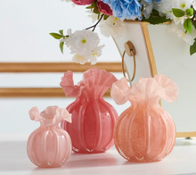 Load image into Gallery viewer, 6.5" Pink Ruffle Vase