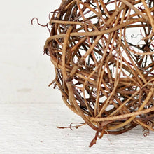 Load image into Gallery viewer, 4in Grapevine Twig Ball-Brown