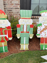 Load image into Gallery viewer, Traditional Nutcrackers -MEDIUM: Polka dot